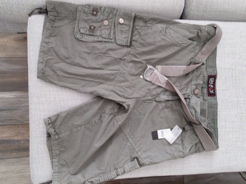 Босоножки женские Aqua, Guess, мужские Dr. Martens, брюки BARBERA, плавки SPEEDO, шорты Galaxy, туфли BORAS, Polo Ralph Lauren, кроссовки Nike 7