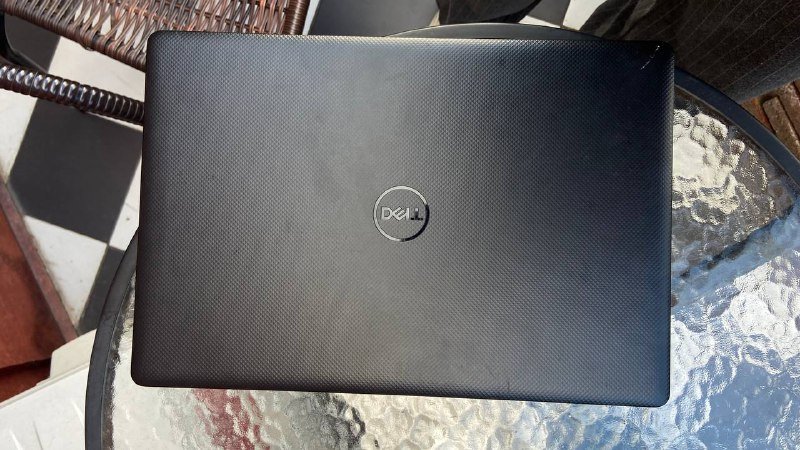 ноутбук Dell Vostro