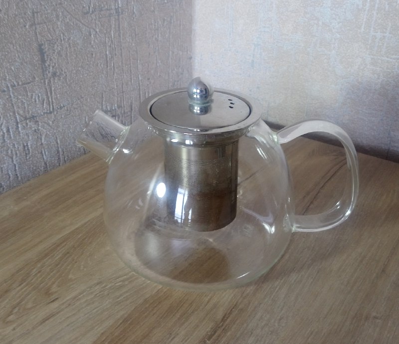 Стеклянный чайник для чая