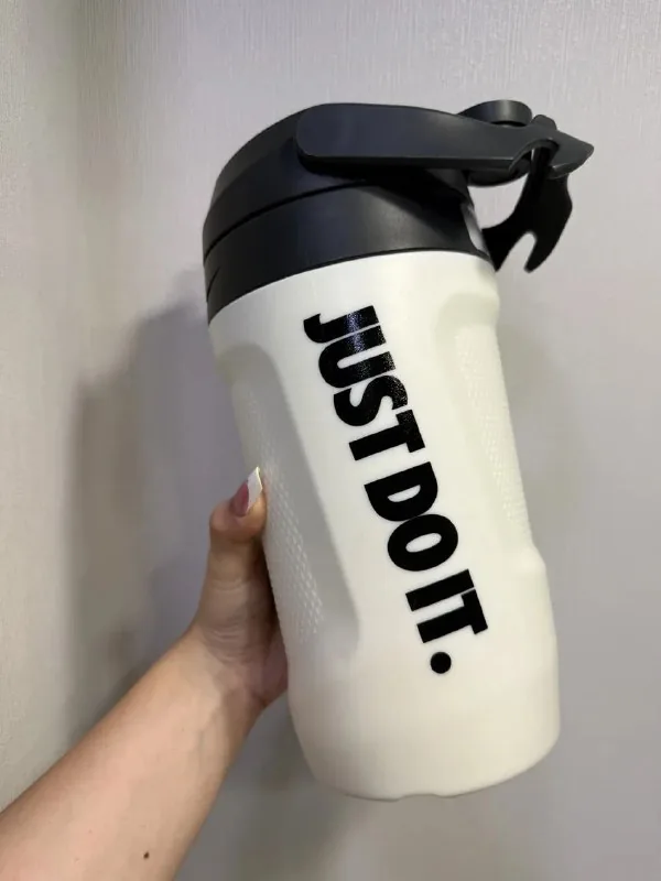 Бутылка для воды Nike Just Do It 1,89 л