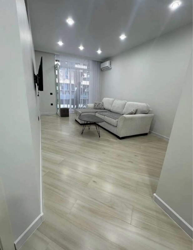 Квартира 3 комнаты, 2 спальни, кухня в Батуми