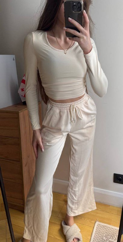 Женский повседневный костюм спортивные штаны и лонгслив