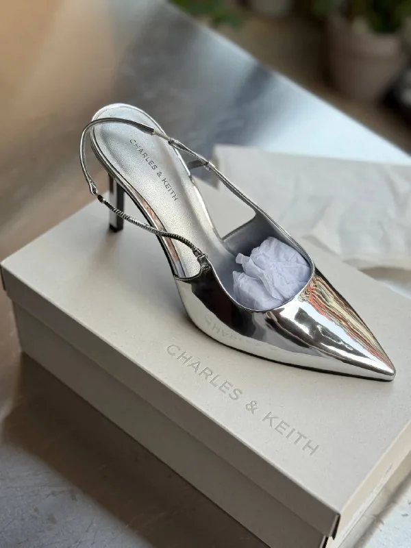 Туфли CHARLES & KEITH 1