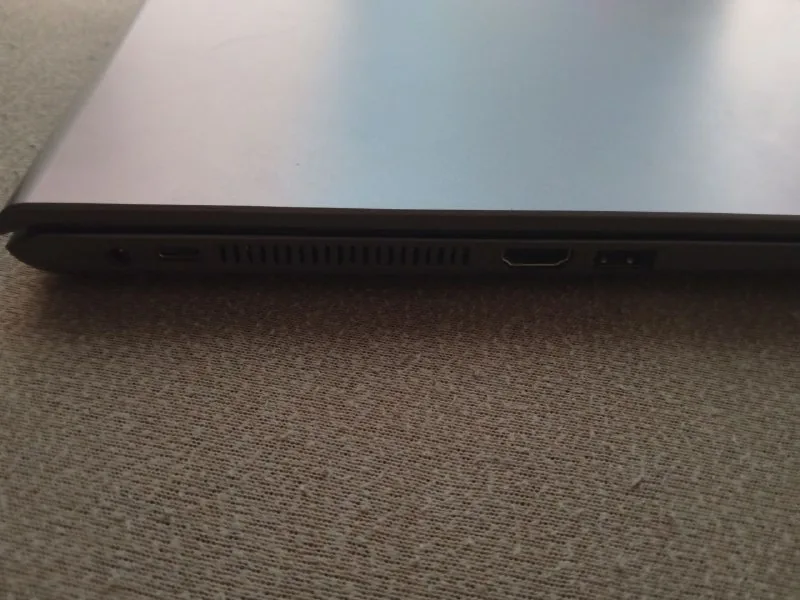 Ноутбук ASUS с Intel Pentium и SSD 256GB 1