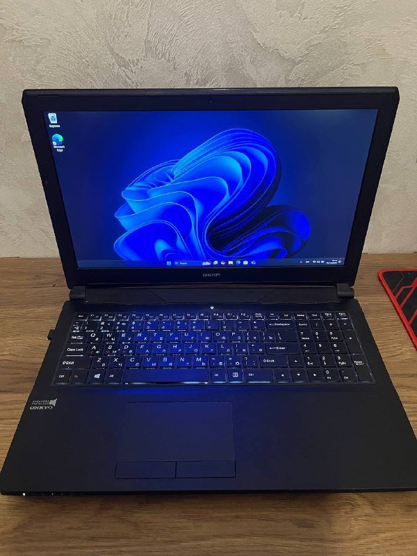 ноутбук Dexp с Intel Core i7 и NVIDIA GTX 960M 3