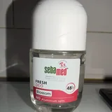 Дезодорант Sebamed, маска для волос Mera Amla 1