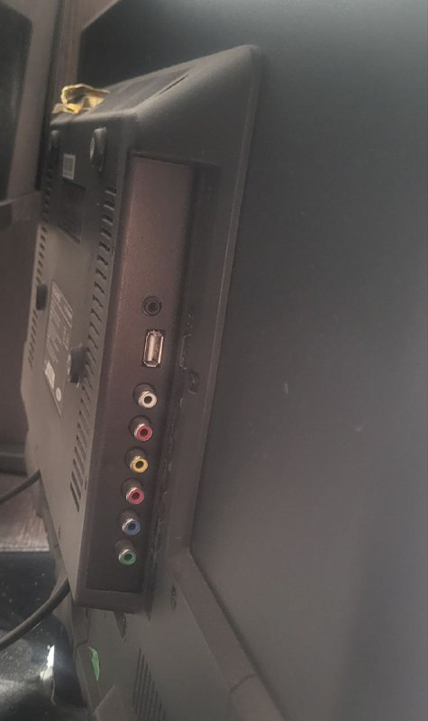 Телевизор Elegance 32" 3