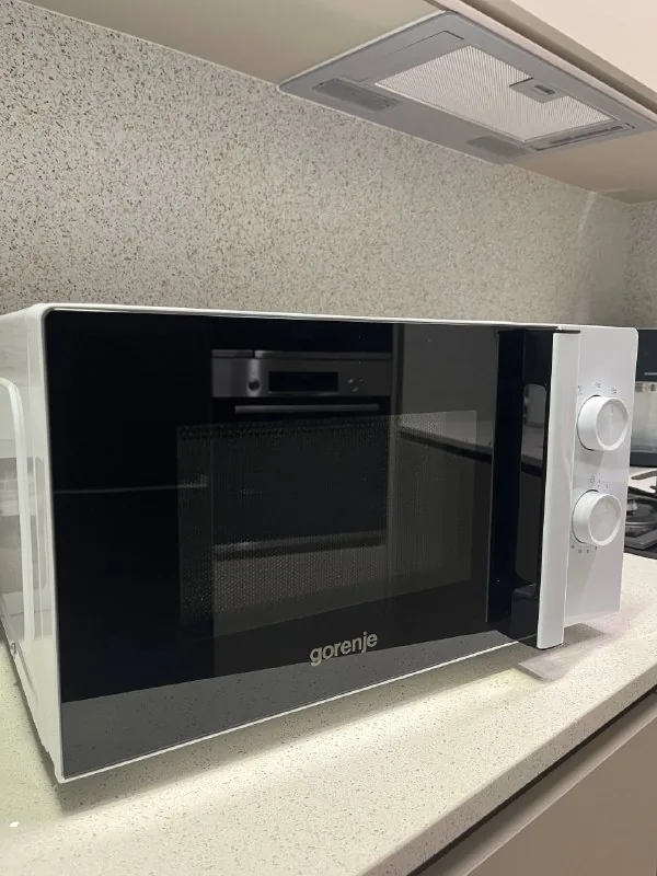 Микроволновка GORENJE MO17E1BH 1