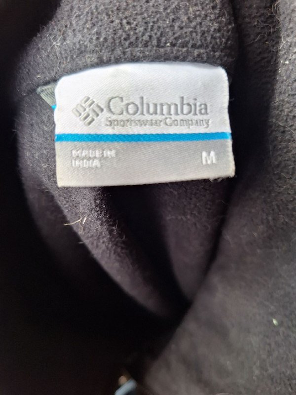 платье zolla, джемпер мужской Columbia, блестящий свитер 6