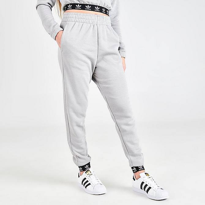 Женская куртка Under Armour, штаны Adidas 5