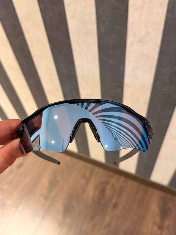Солнцезащитные очки Oakley Radar EV Path