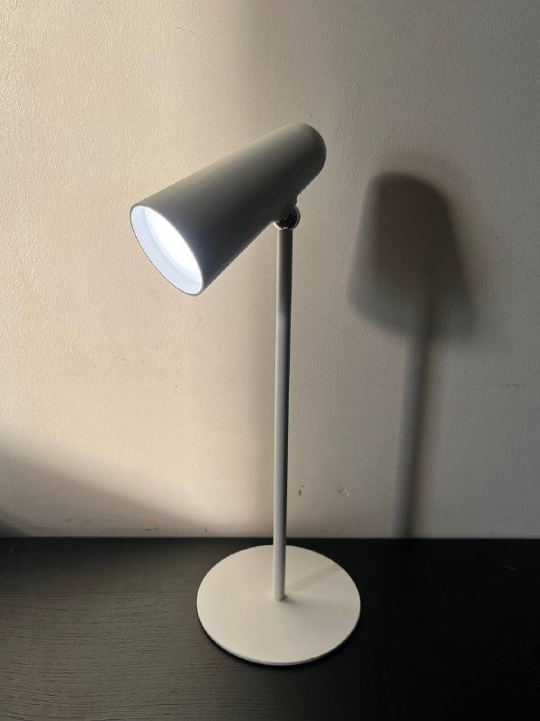 Напольная лампа Jysk, настольный светильник Xiaomi 4