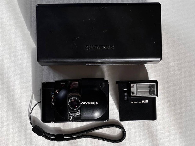 Olympus XA camera and A16 flash