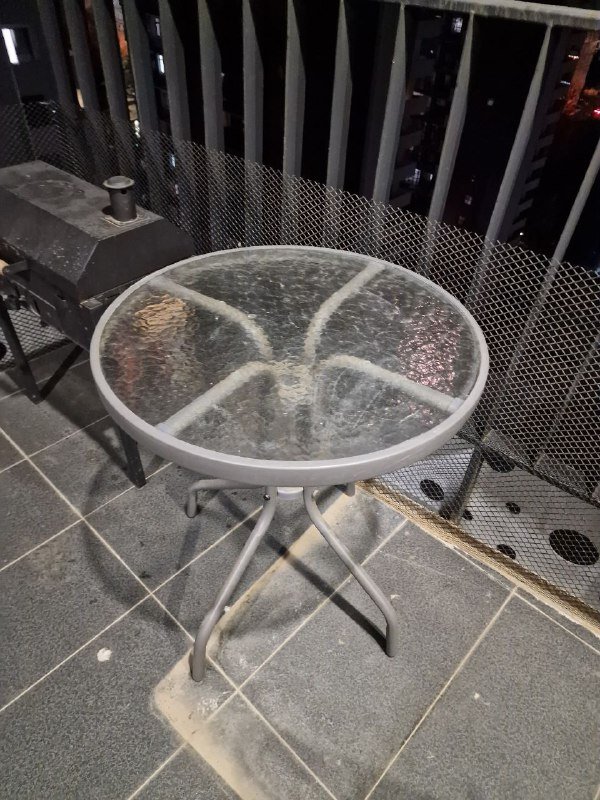 2 стола, микроволновка