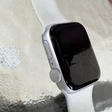 Apple Watch SE, Kindle Paperwhite 3