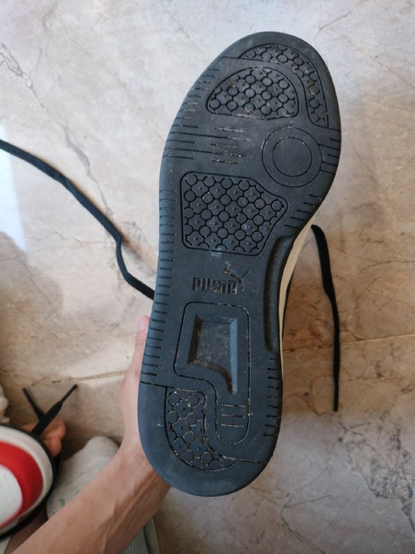 Кроссовки Puma Rebound V6 Mid чёрные с белым размер 41 5