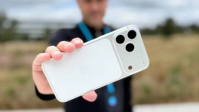 iPhone 17 Pro 256 GB белый