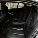 BMW 328i xDrive 5
