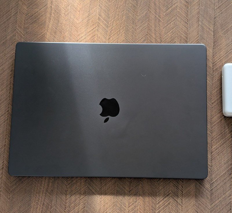 MacBook Pro 16" M3 PRO 18GB RAM 512GB SSD 3