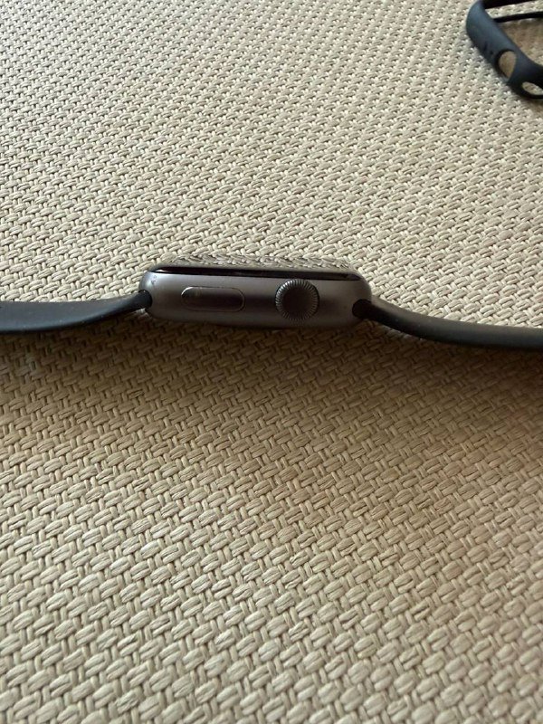 Apple Watch Series-1 42mm Smart Watch Space Gray Aluminum Case 5