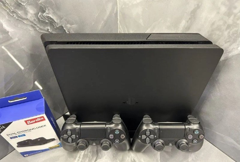 Sony PS4 Slim с двумя джойстиками 4