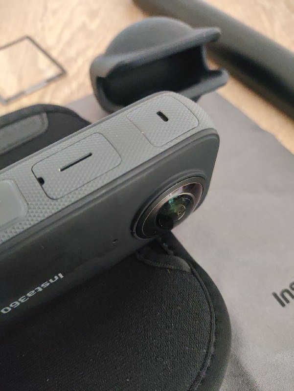 Камера Insta360 с аксессуарами 3
