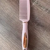 Эфирное масло, тени, экстракт, карандаш, антиперспирант, лак, расчёски 9