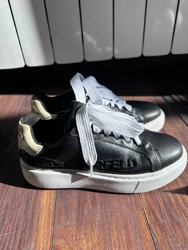 Женские кеды Karl Lagerfeld 1