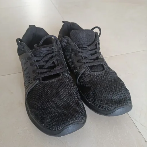 Кроссовки Adidas, черные кроссовки