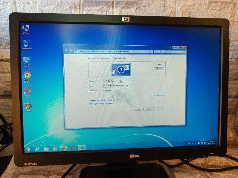 Монитор 19 дюймов