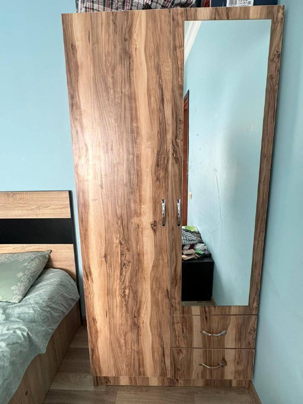 Шкаф, стул, стол