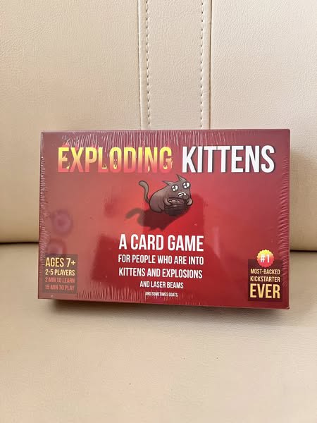 Настольные игры Coup, Exploding Kittens, Codenames Pictures