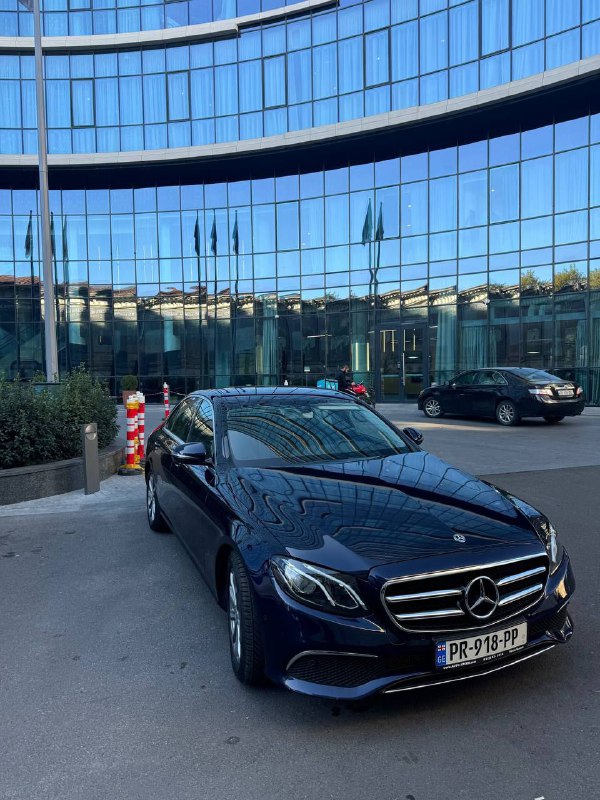 Mercedes-Benz E 200 Diesel Elit 3