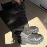 Женские осенние сапоги из натуральной кожи 1