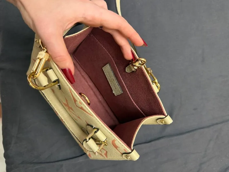 Сумки Dior и Yves Saint Laurent 1