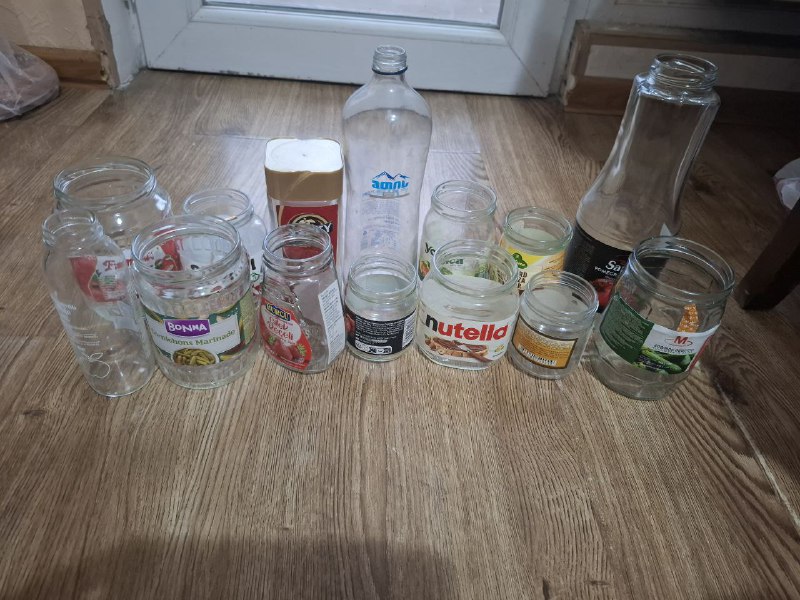 Банки, бутылки любого размера бесплатно