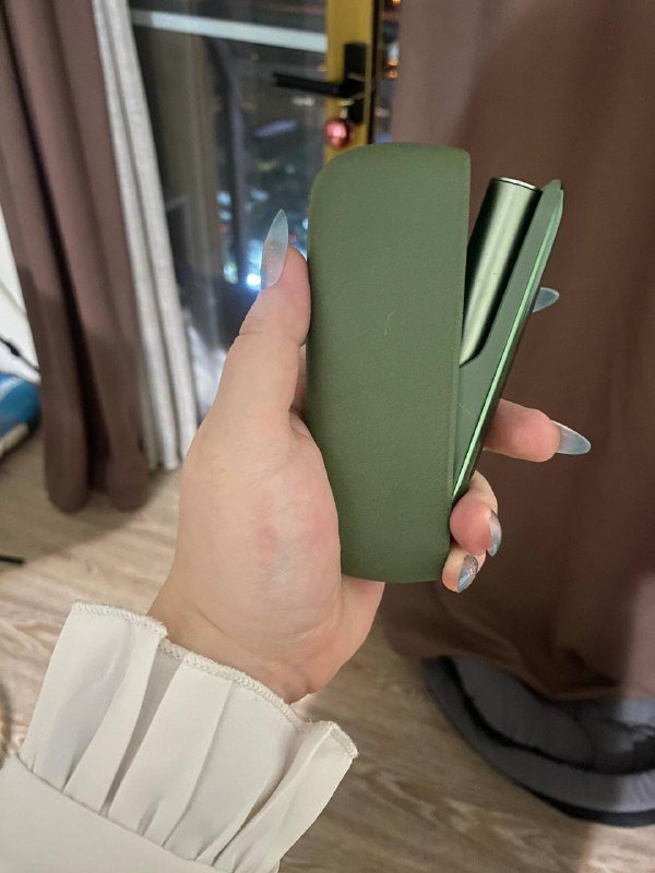 iqos iluma электронное устройство для курения