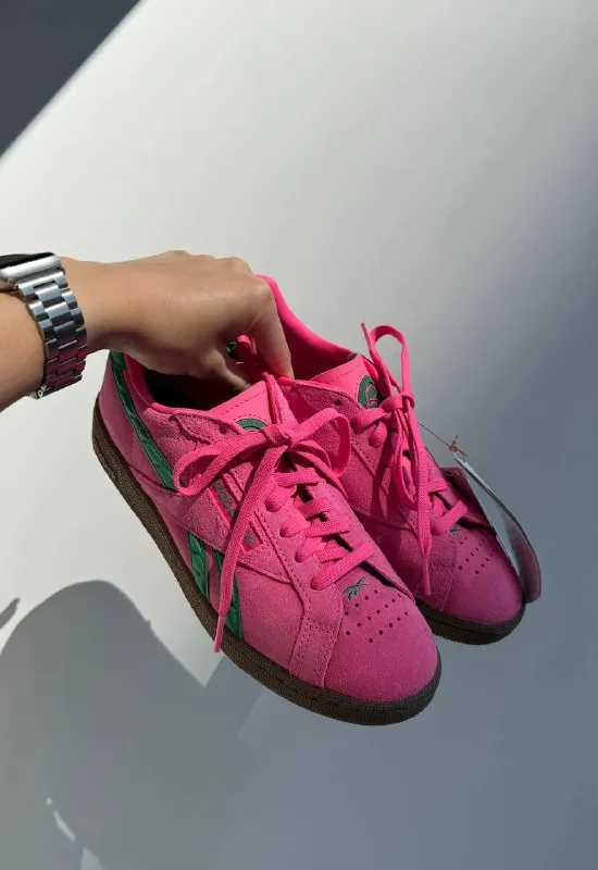 Женские кроссовки Reebok 1