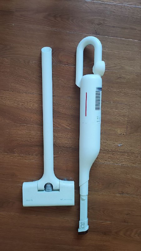Микрофон Yeti с стойкой, пылесос Дриима 5