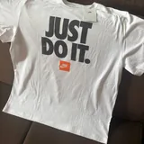 Футболка Nike, iPhone 6 1