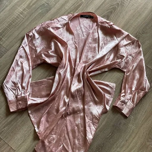 Атласная рубашка-кимоно Missguided