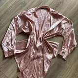 Атласная рубашка-кимоно Missguided 1