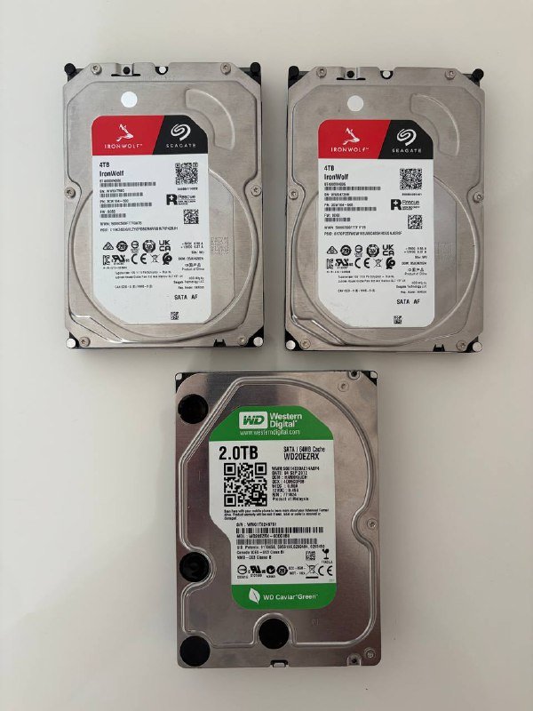 жесткие диски SEAGATE IronWolf 4TB и WD Green 2TB