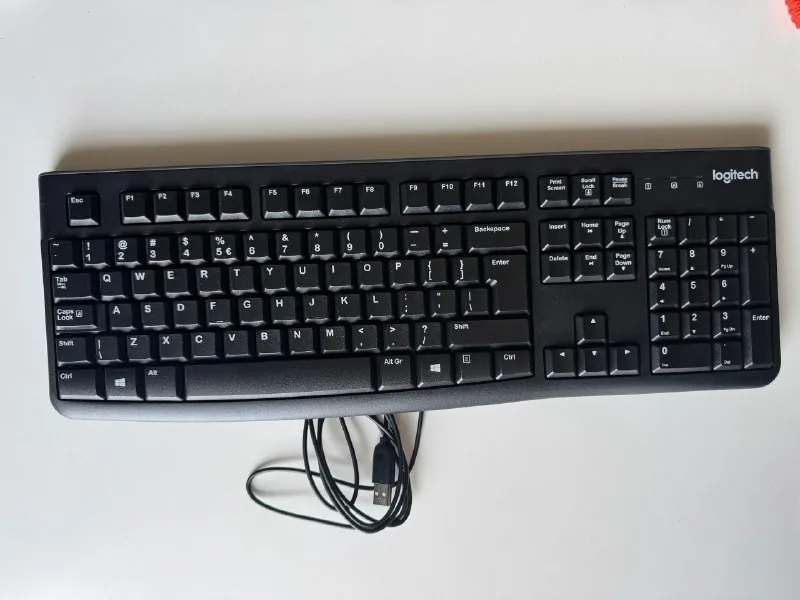 Клавиатура Logitech K120 1