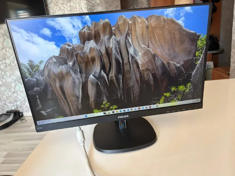 Монитор Philips 223V7Q 21,5 дюйма 1