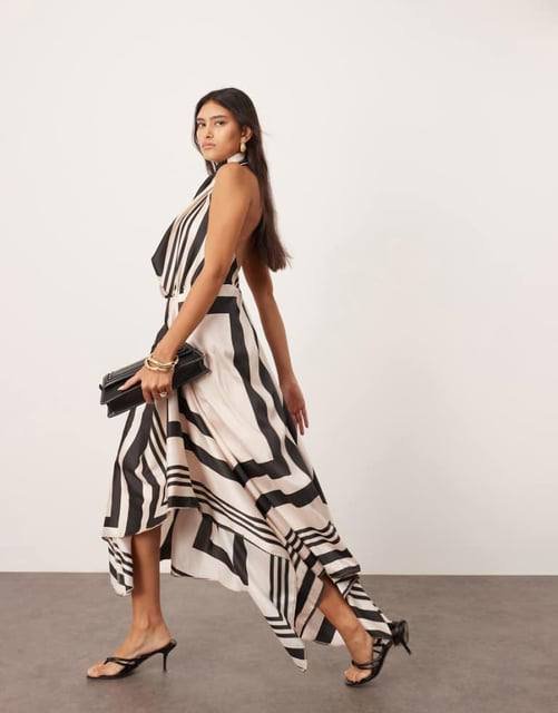 сандалии Teva, платье ASOS Edition 6