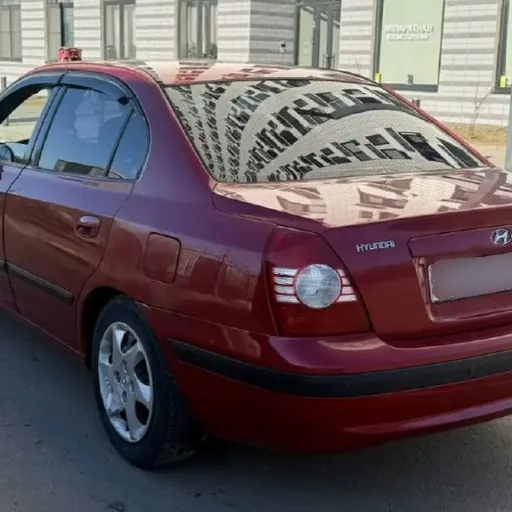 Hyundai Elantra 2004