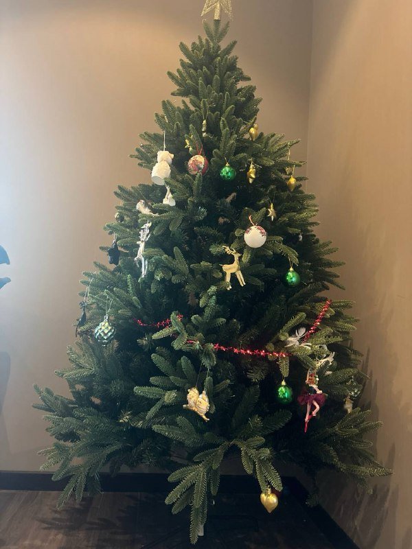 Искусственная елка пышная 1.7-1.8м