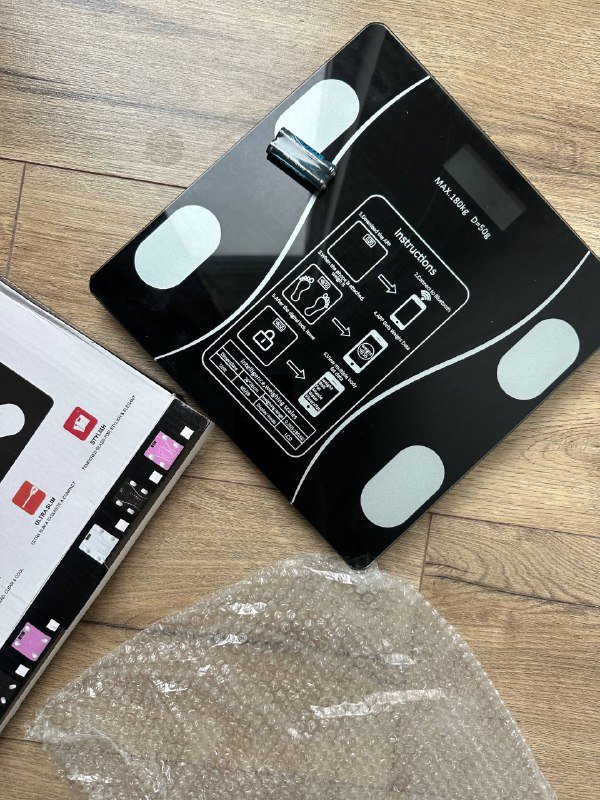 Весы с подключением к телефону и комплект батареек