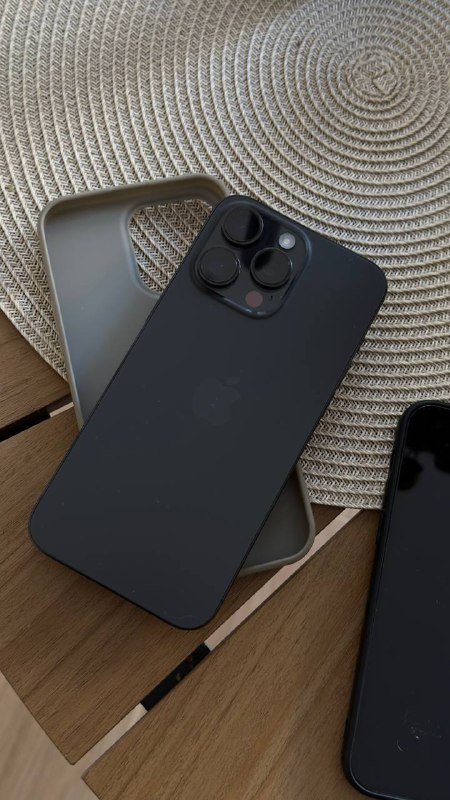 iPhone 12 pro 128, iPhone 15 pro max 256, фотоаппарат Sony Alpha А7 III 2